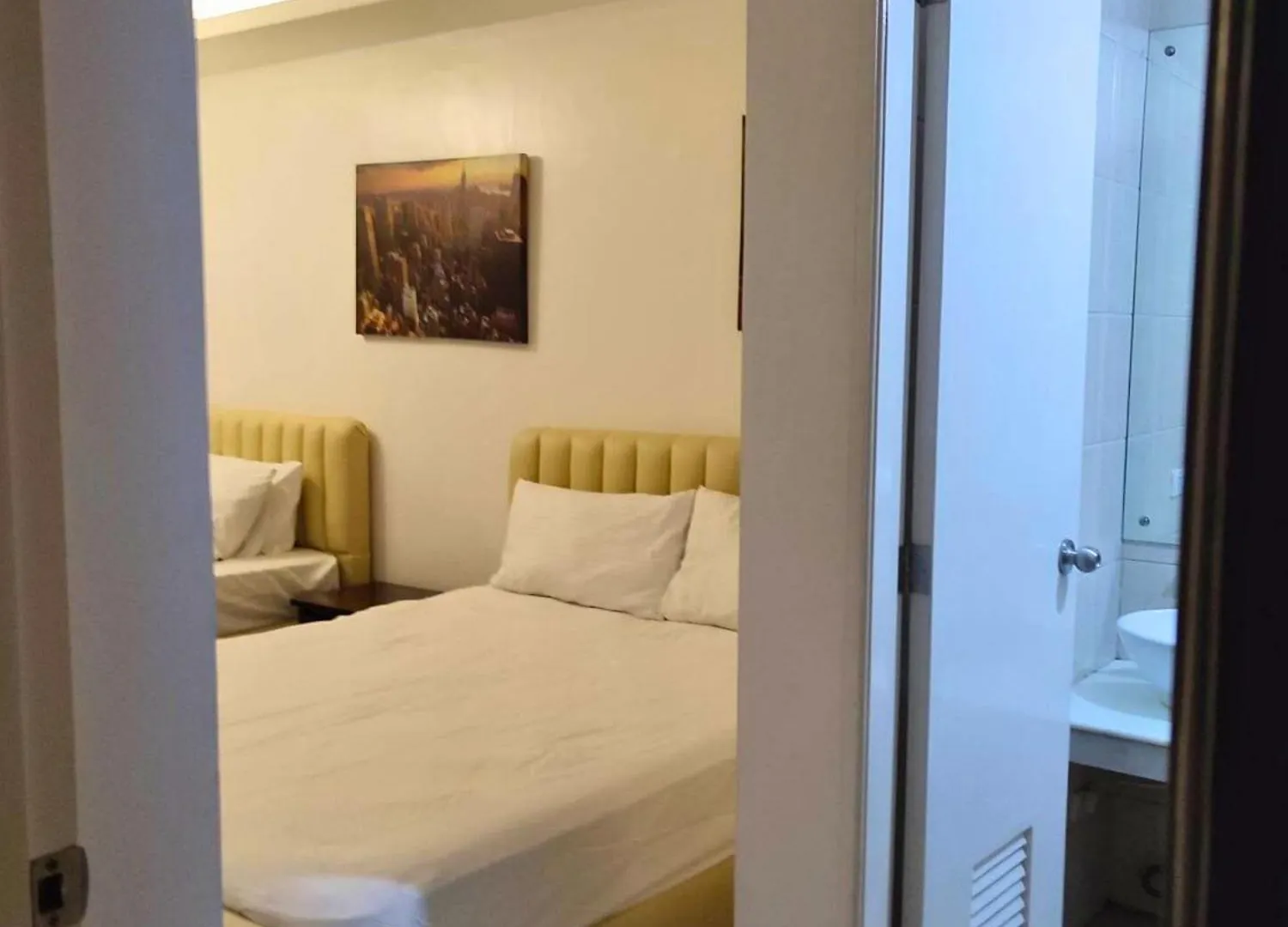 호텔 Near Us Embassy X Free Unlimited Pool, Massage & Sauna Access X Promo This Month! Explore Deluxe Studio W Balcony In Manila Perfectly Situated Near Naia Airport, Heart Of Manila Updated 2025 Price For Your Unforgettable Ultimate Staycation Experience