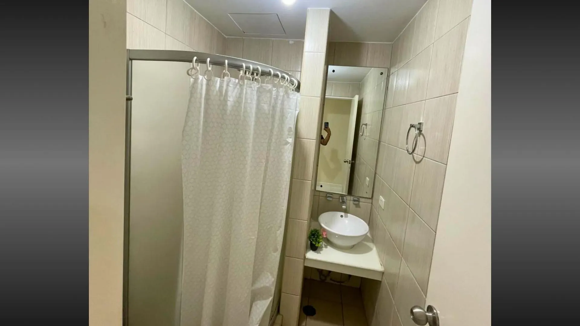 Near Us Embassy X Free Unlimited Pool, Massage & Sauna Access X Promo This Month! Explore Deluxe Studio W Balcony In Manila Perfectly Situated Near Naia Airport, Heart Of Manila Updated 2025 Price For Your Unforgettable Ultimate Staycation Experience 5*,